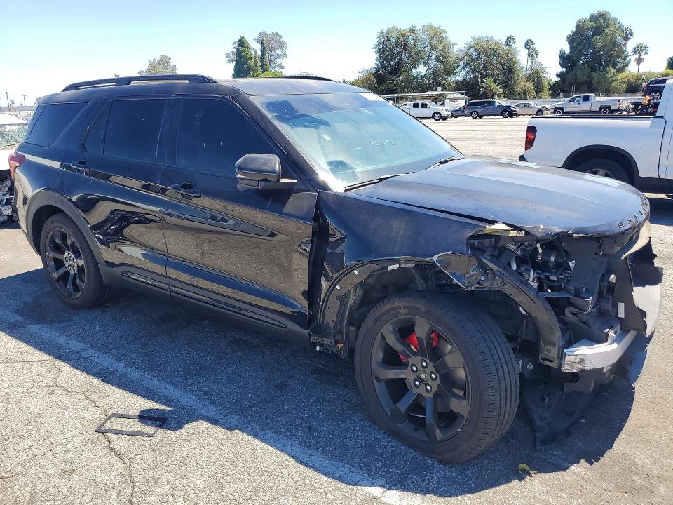 Photo 4 from auction – 2022 FORD EXPLORER with VIN 1FM5K8GC5NGA41717