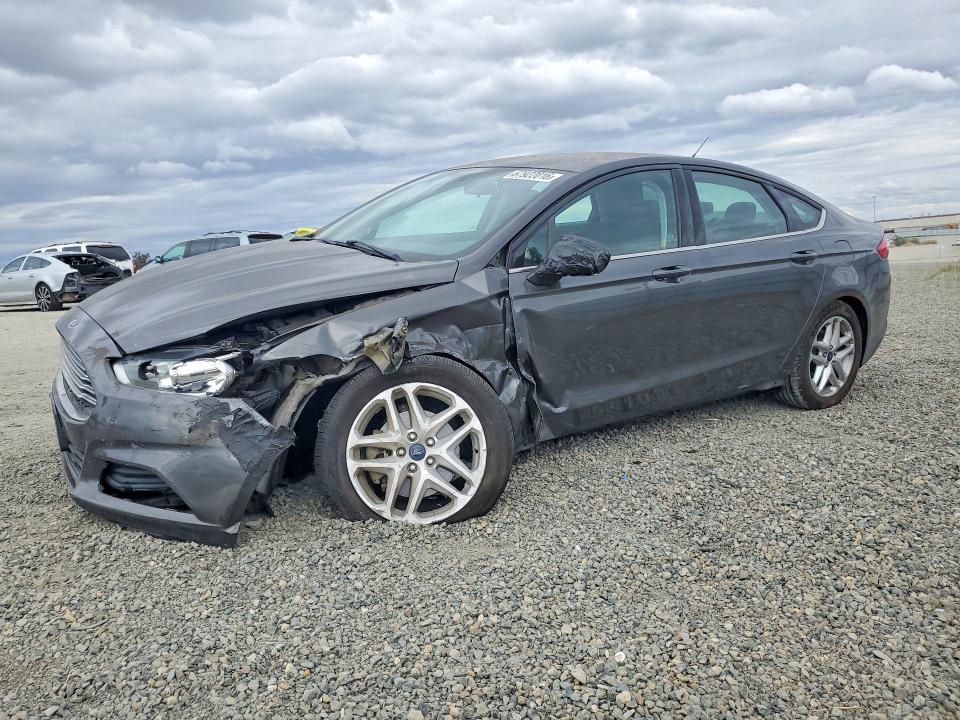 FORD FUSION 2016 مع رقم تعريف المركبة 3FA6P0H70GR196190 - صورة من المزاد