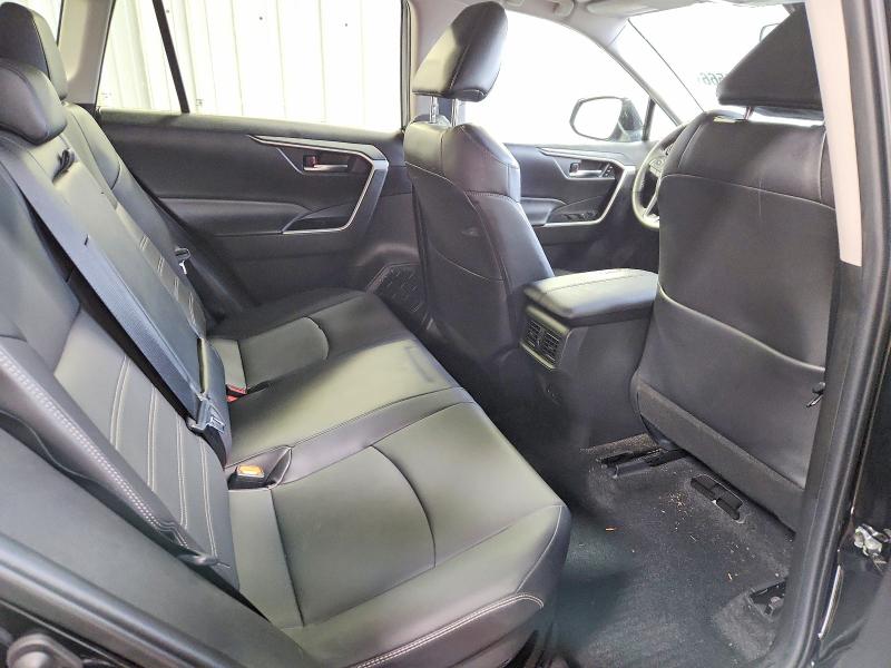 Photo 10 from auction – 2022 TOYOTA RAV4 with VIN 4T3B6RFV6NU103702