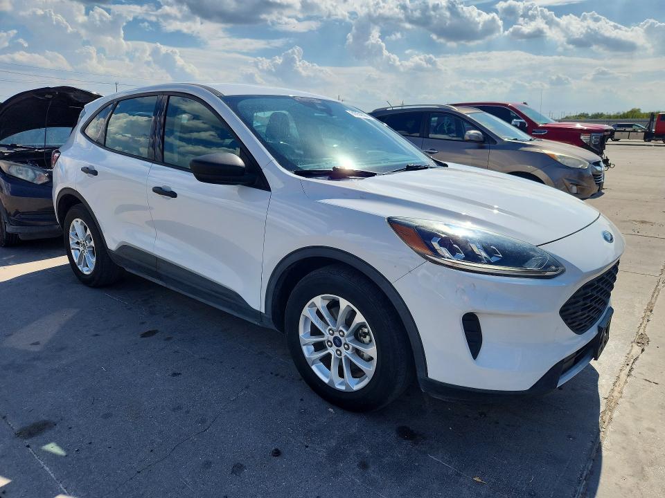 Photo 4 from auction – 2020 FORD ESCAPE with VIN 1FMCU0F60LUB47070