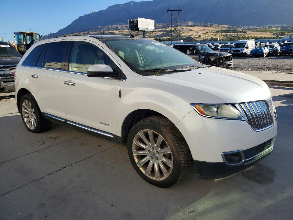 Photo 4 from auction – 2011 LINCOLN MKX with VIN 2LMDJ8JKXBBJ21407