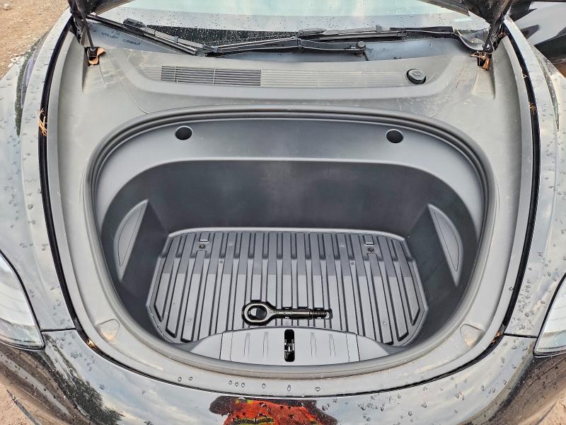 Photo 11 from auction – 2023 TESLA MODEL 3 with VIN 5YJ3E1EA1PF680833