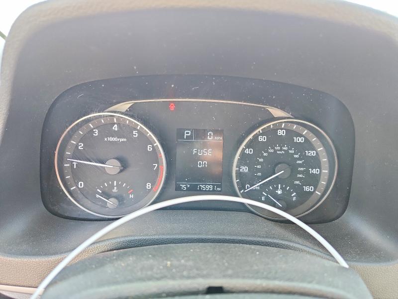Photo 9 from auction – 2017 HYUNDAI ELANTRA with VIN 5NPD74LF7HH182248
