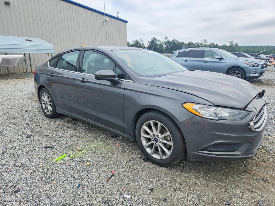 Photo 4 from auction – 2017 FORD FUSION with VIN 3FA6P0H70HR226323