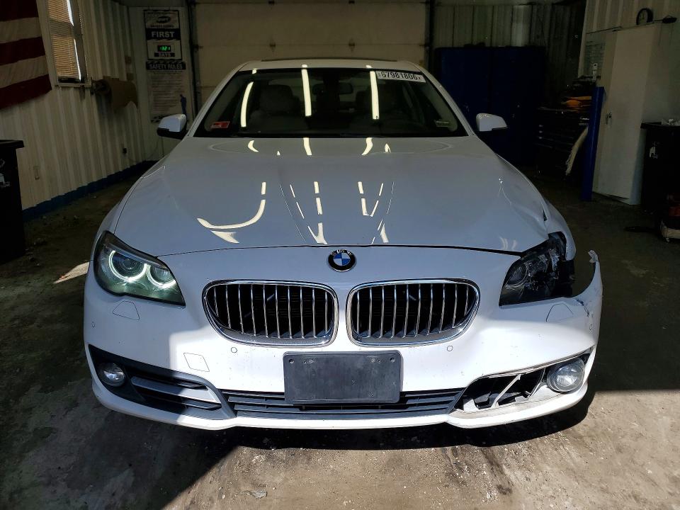 Photo 5 from auction – 2016 BMW 528 with VIN WBA5A7C53GG149732