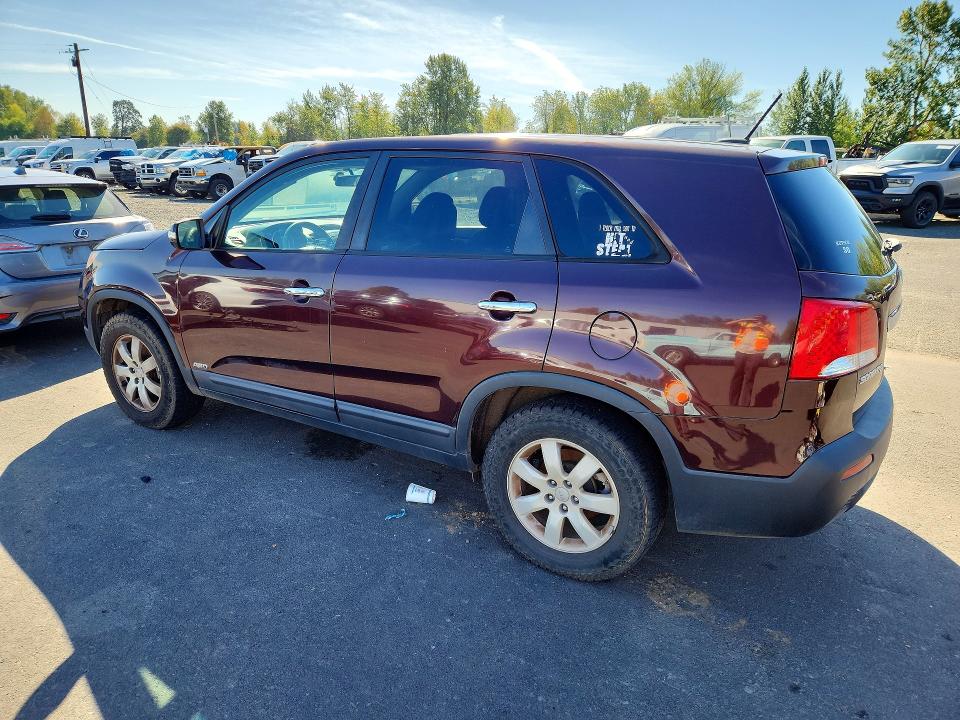 Photo 2 from auction – 2013 KIA SORENTO with VIN 5XYKTDA65DG339590