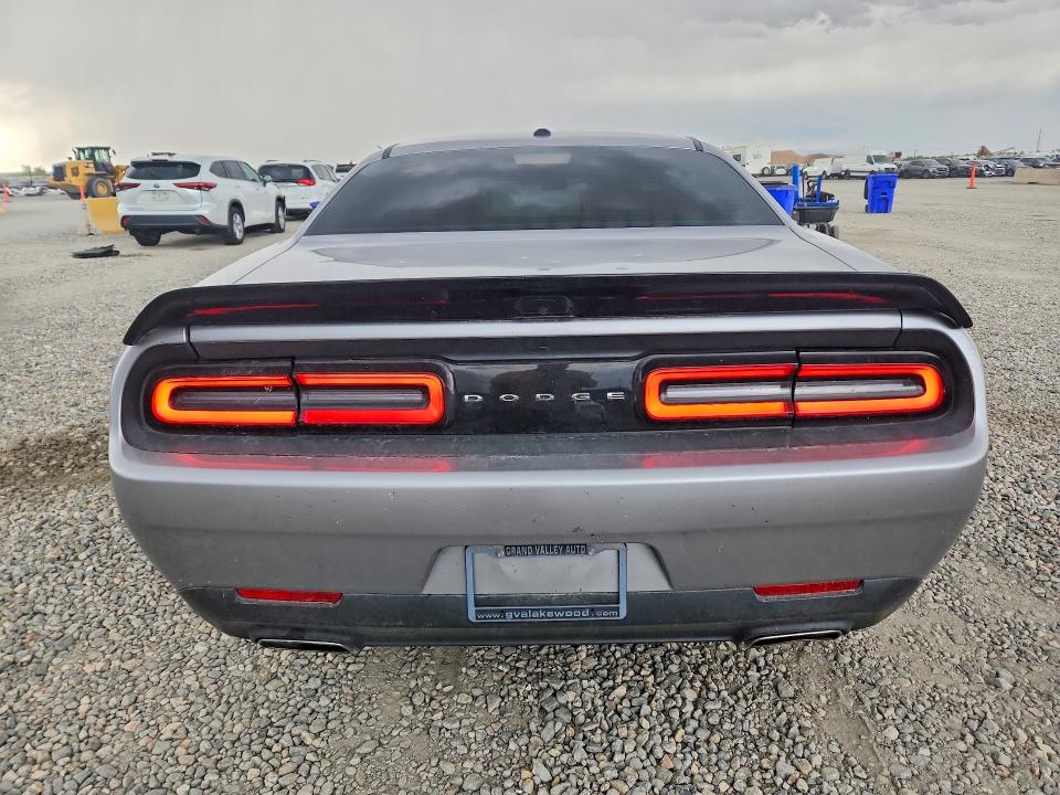Photo 6 from auction – 2017 DODGE CHALLENGER with VIN 2C3CDZAG2HH568425