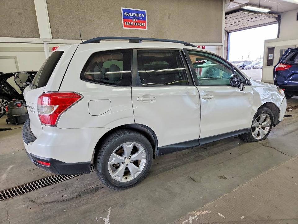 Zdjęcie 3 z aukcji – 2015 SUBARU FORESTER z VIN JF2SJADCXFH432574