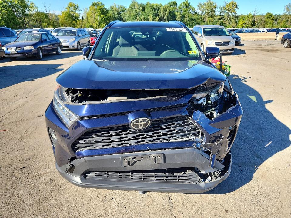 Photo 5 from auction – 2019 TOYOTA RAV4 with VIN JTMP1RFV4KD507126