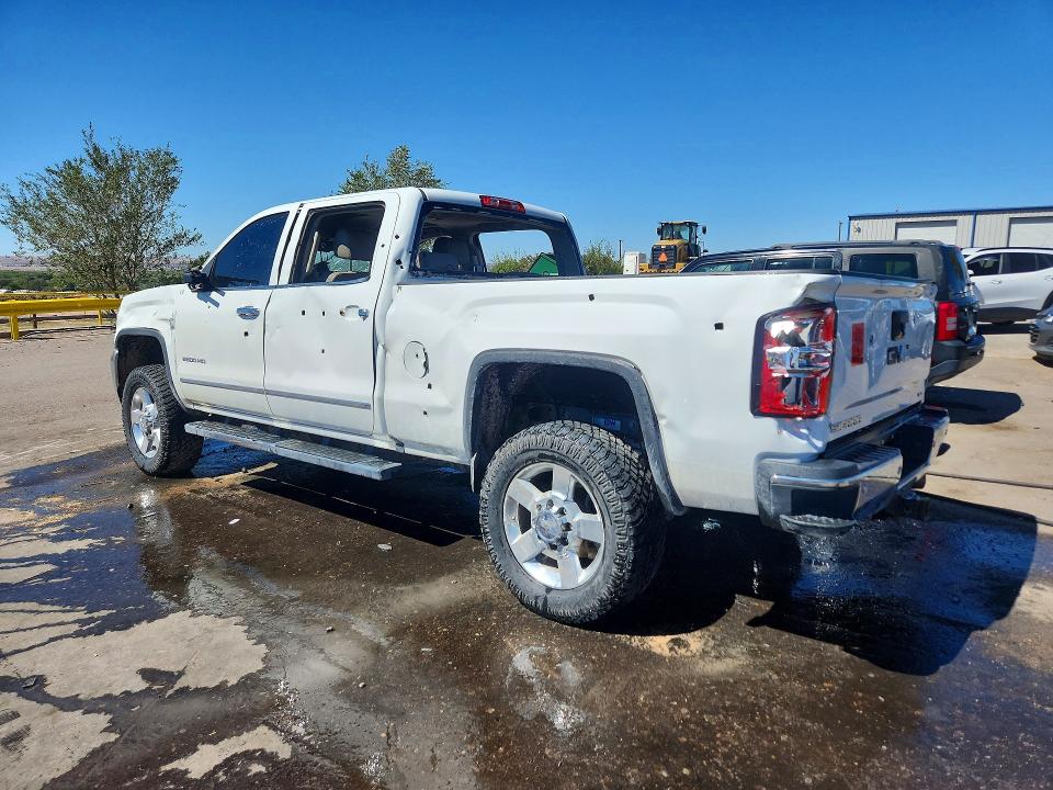 صورة رقم 2 من المزاد - 2016 GMC SIERRA مع VIN 1GT12TE82GF149192