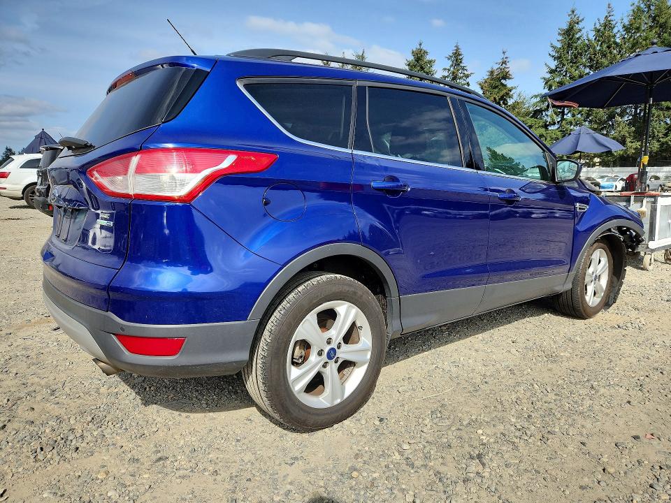 Photo 3 from auction – 2015 FORD ESCAPE with VIN 1FMCU9GX3FUB07940
