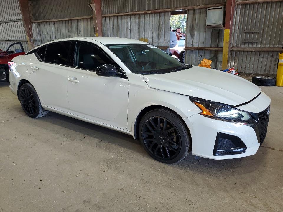 Photo 4 from auction – 2023 NISSAN ALTIMA with VIN 1N4BL4CV8PN334990