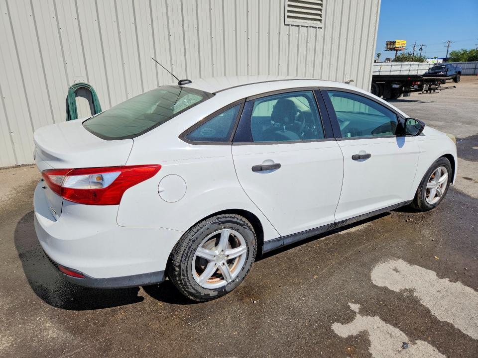 Photo 3 from auction – 2014 FORD FOCUS with VIN 1FADP3E25EL410264