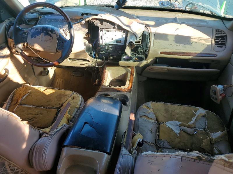 Photo 8 from auction – 1998 LINCOLN NAVIGATOR with VIN 5LMRU27L4WLJ12985