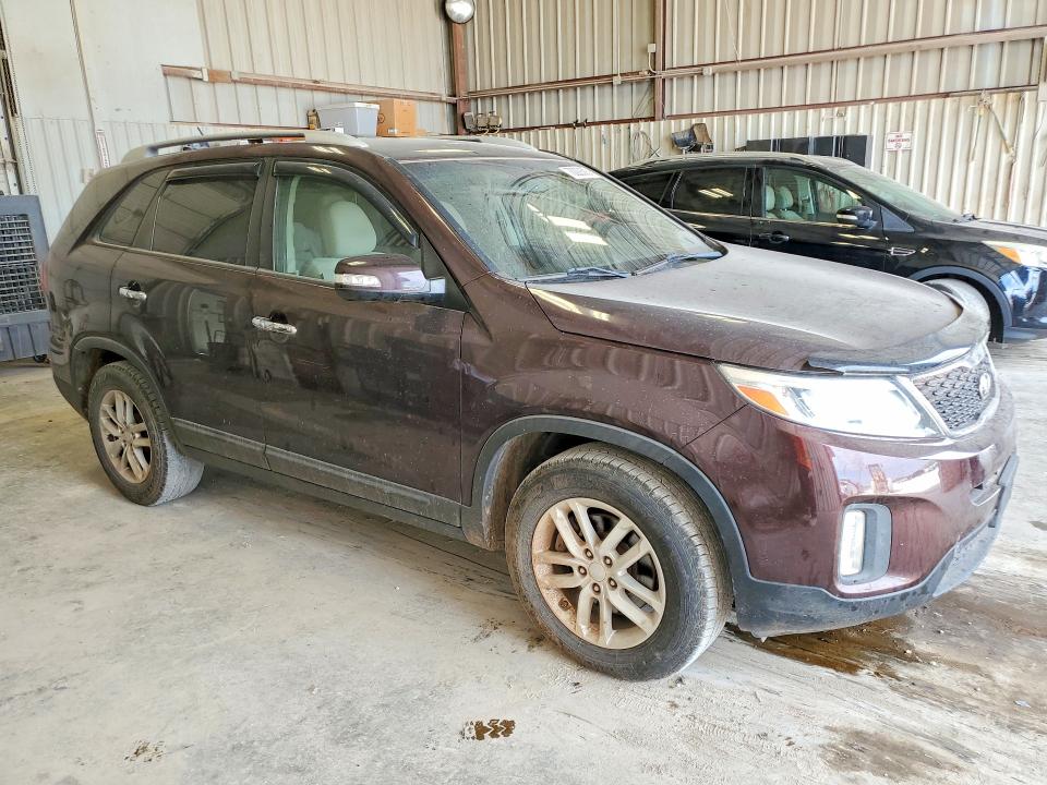 Photo 4 from auction – 2015 KIA SORENTO with VIN 5XYKT3A61FG574310