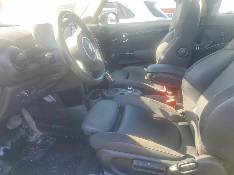 Снимка 7 от търг – 2024 MINI COOPER с VIN WMW13DJ00R2V35989