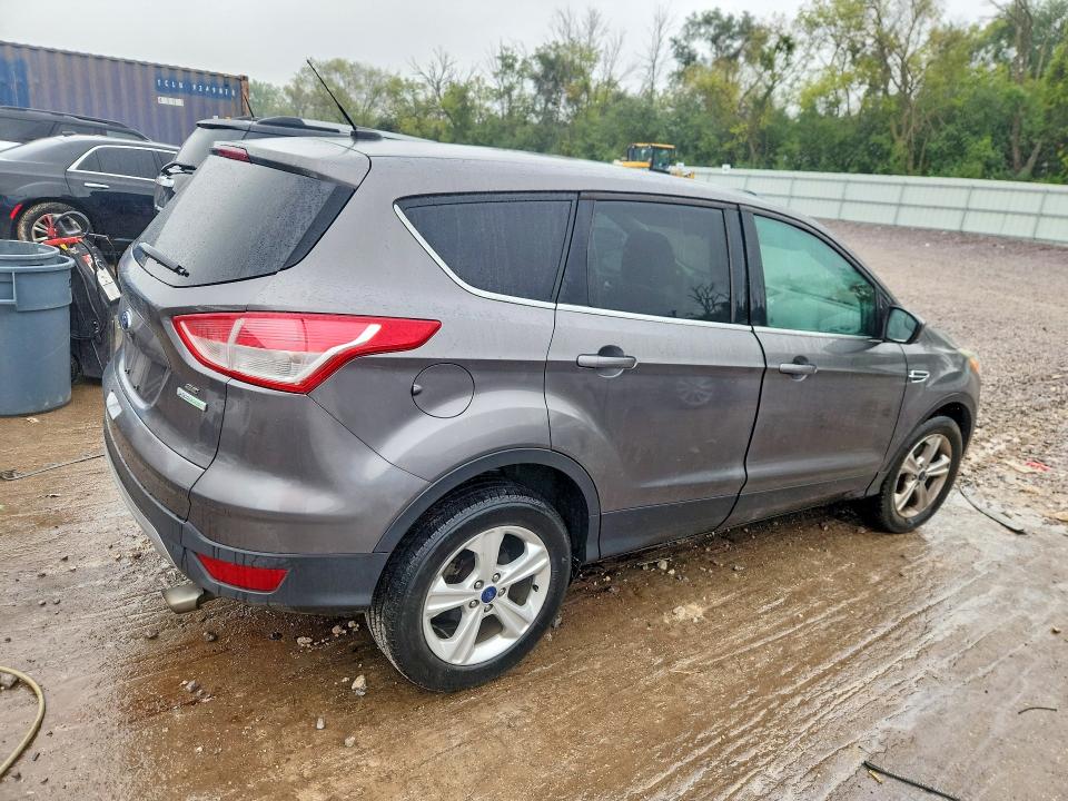 Photo 3 from auction – 2014 FORD ESCAPE with VIN 1FMCU0GX3EUB46943