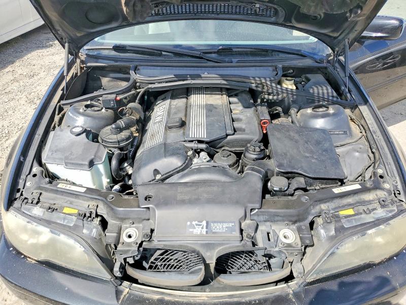 Photo 11 from auction – 2004 BMW 325 with VIN WBABD33474PL05034