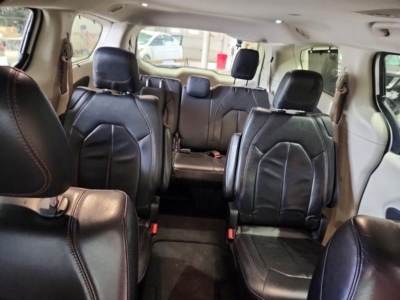 Zdjęcie 10 z aukcji – 2018 CHRYSLER PACIFICA z VIN 2C4RC1BG8JR114818