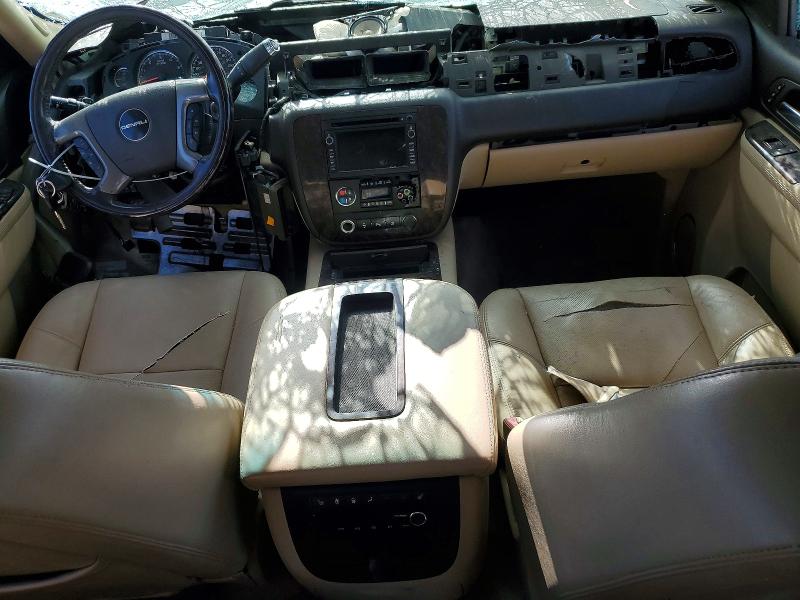 Photo 8 from auction – 2011 GMC YUKON XL with VIN 1GKS1MEF5BR185353
