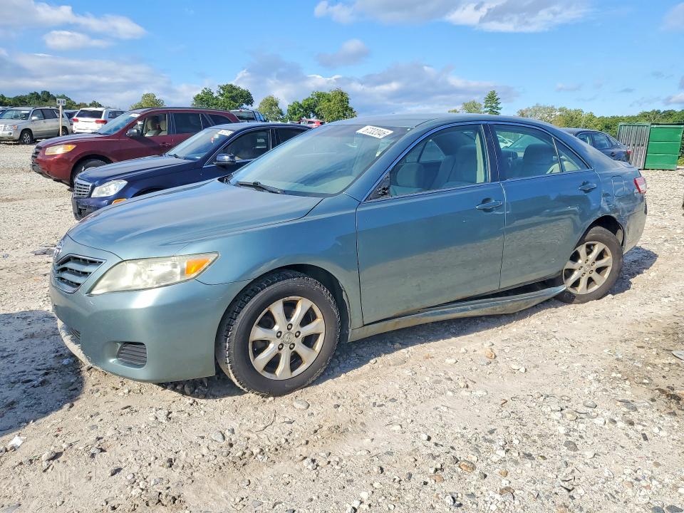 Снимка 1 от търг – 2011 TOYOTA CAMRY с VIN 4T1BF3EK1BU658937