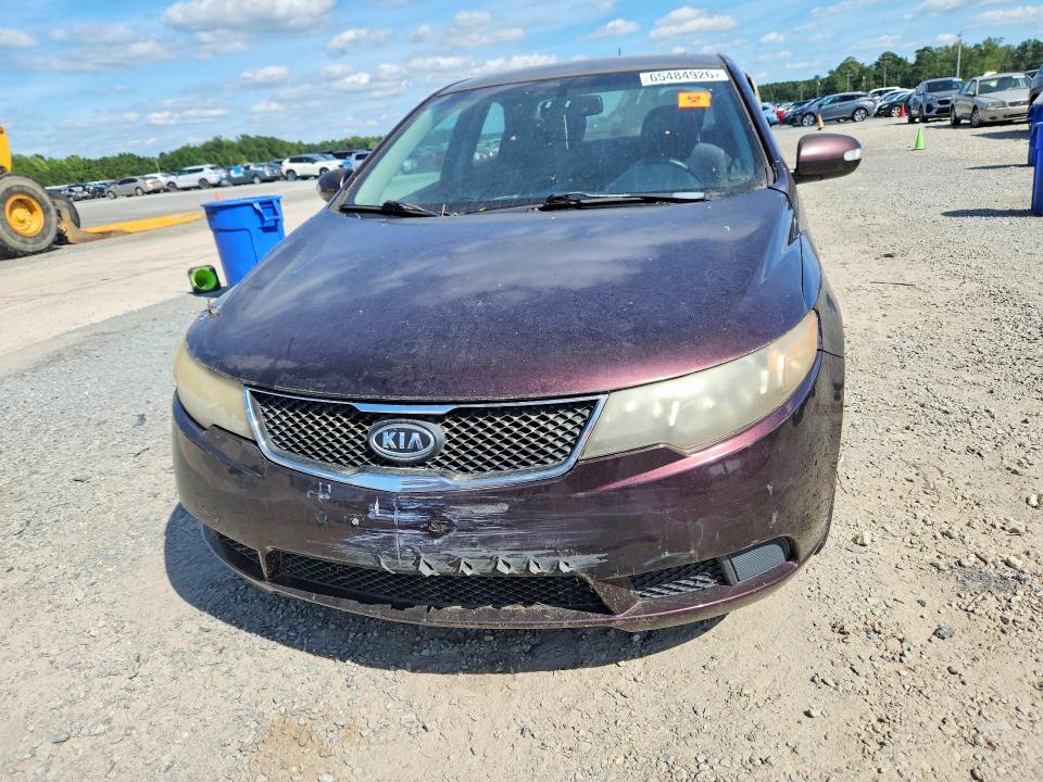Zdjęcie 5 z aukcji – 2010 KIA FORTE z VIN KNAFU4A2XA5220947