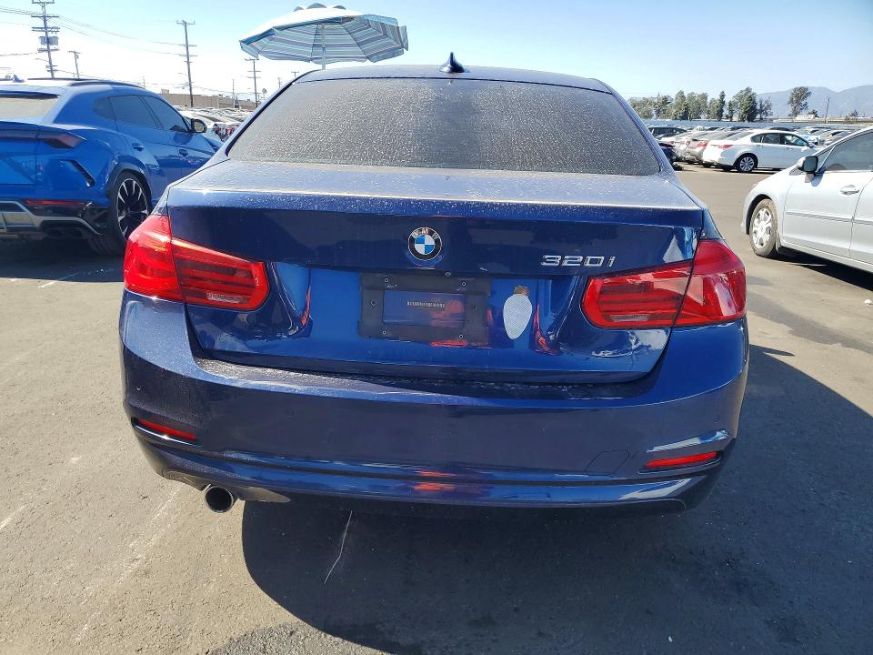 Photo 6 from auction – 2018 BMW 320 with VIN WBA8E1G58JNU91978