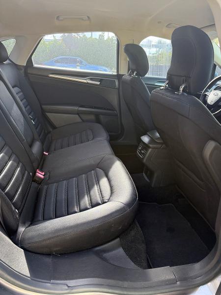 Photo 6 from auction – 2013 FORD FUSION with VIN 3FA6P0LU4DR217938