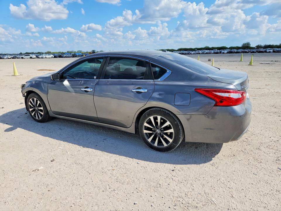 Photo 2 from auction – 2017 NISSAN ALTIMA with VIN 1N4AL3AP6HC245538