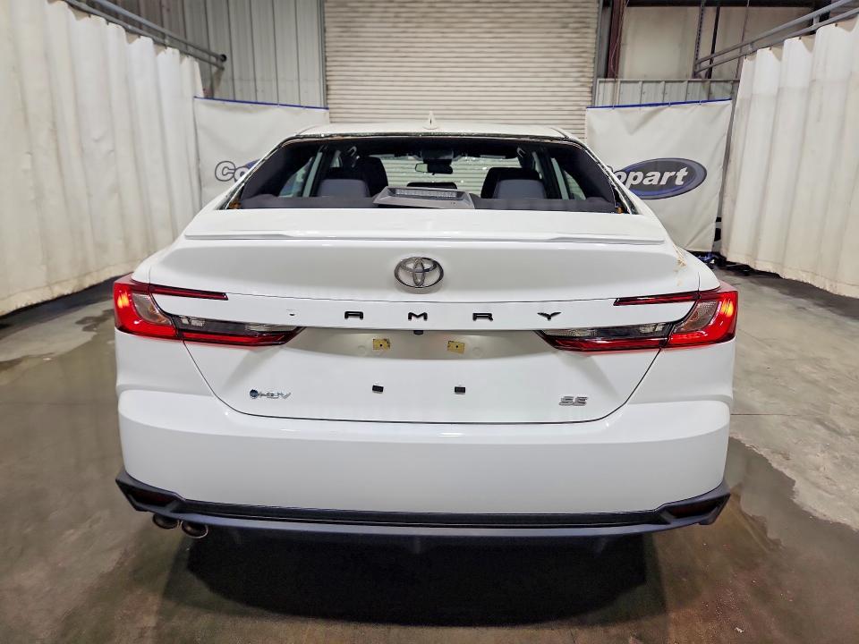 Photo 6 from auction – 2026 TOYOTA CAMRY with VIN 4T1DAACK2TU217690