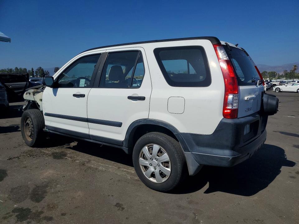 Photo 2 from auction – 2005 HONDA CR-V with VIN JHLRD78575C024096