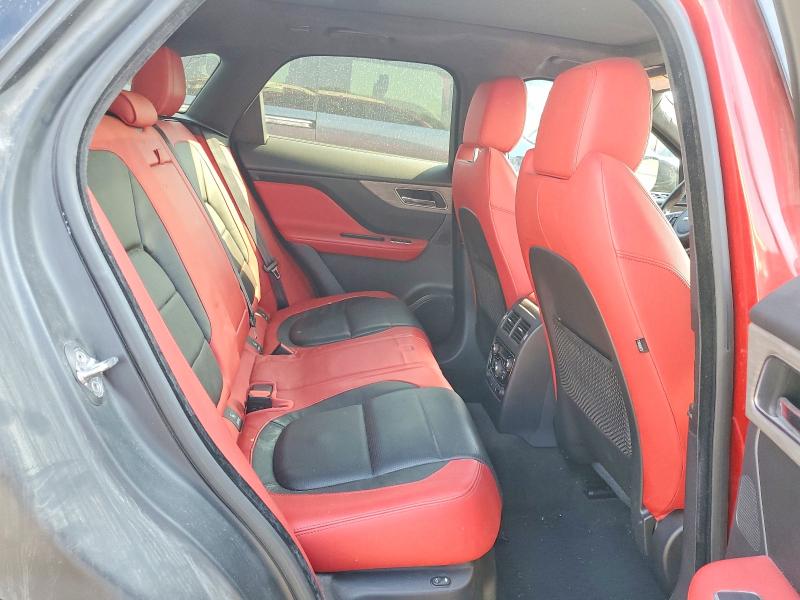 Photo 11 from auction – 2017 JAGUAR F-PACE with VIN SADCM2BV1HA056464