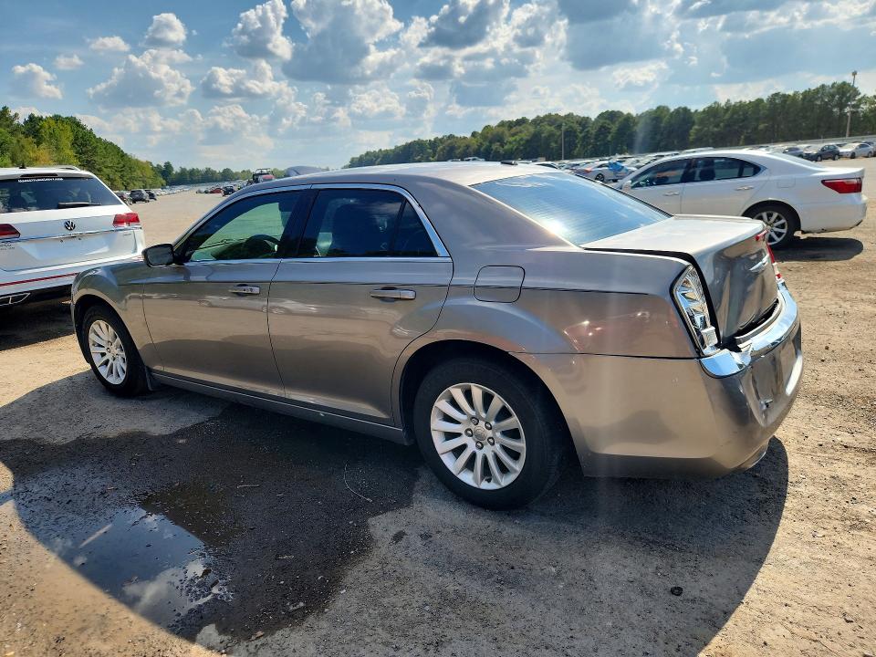 Photo 2 from auction – 2014 CHRYSLER 300 with VIN 2C3CCAAG1EH141852