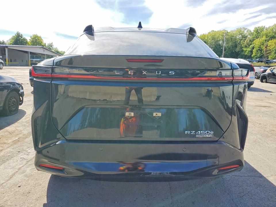 Foto 6 de la subasta – 2025 LEXUS RZ con VIN JTJAAAAB5SA028233