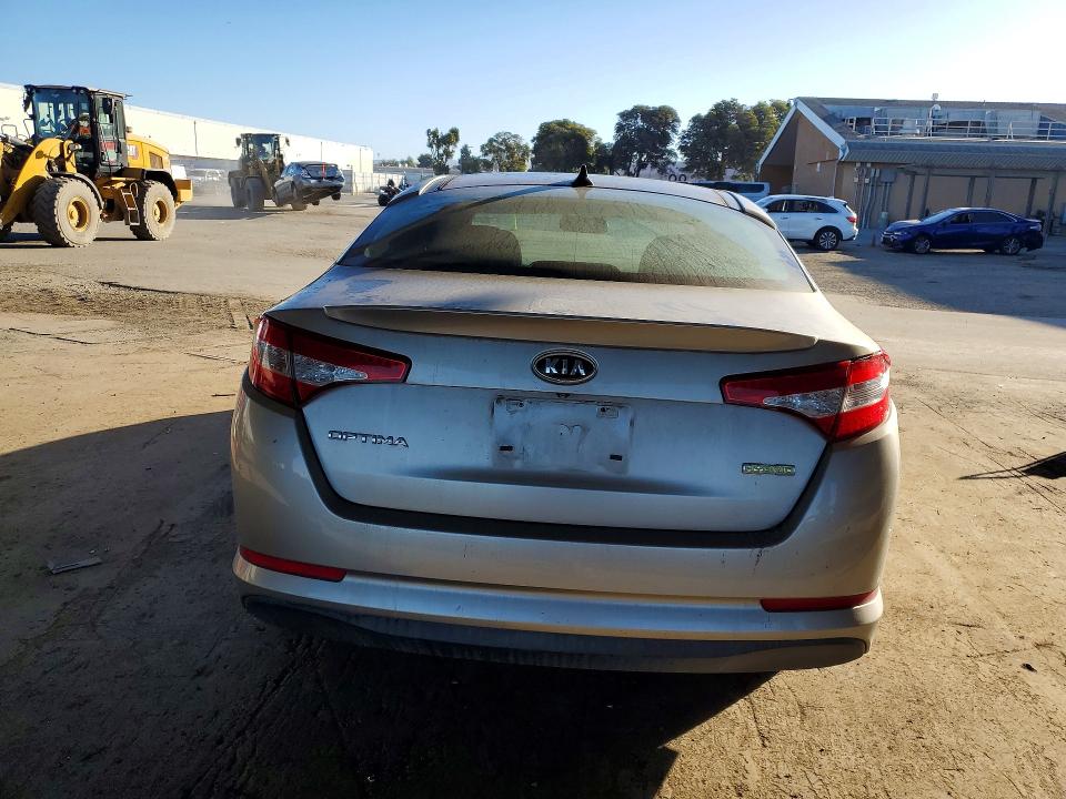 Фото 6 с аукциона – 2011 KIA OPTIMA HYBRID с VIN KNAGM4AD1B5002497