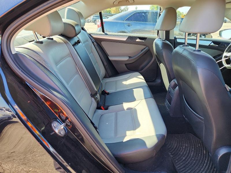 Photo 10 from auction – 2016 VOLKSWAGEN JETTA with VIN 3VW637AJ0GM390202