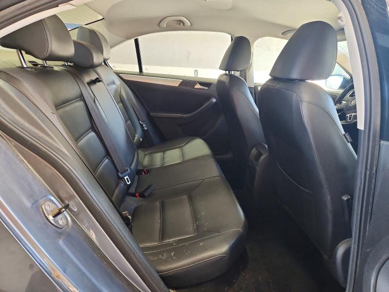 Photo 10 from auction – 2014 VOLKSWAGEN JETTA with VIN 3VWB07AJ3EM328202