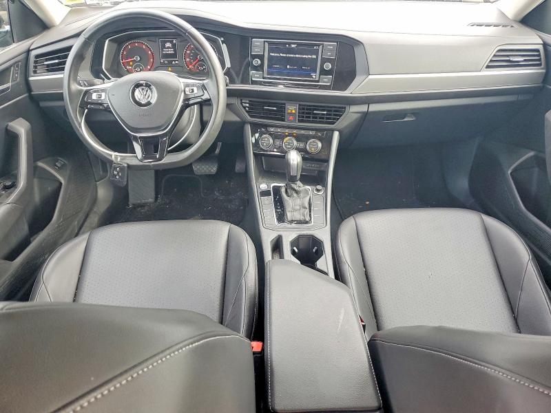 Photo 8 from auction – 2020 VOLKSWAGEN JETTA with VIN 3VWCB7BU7LM063661