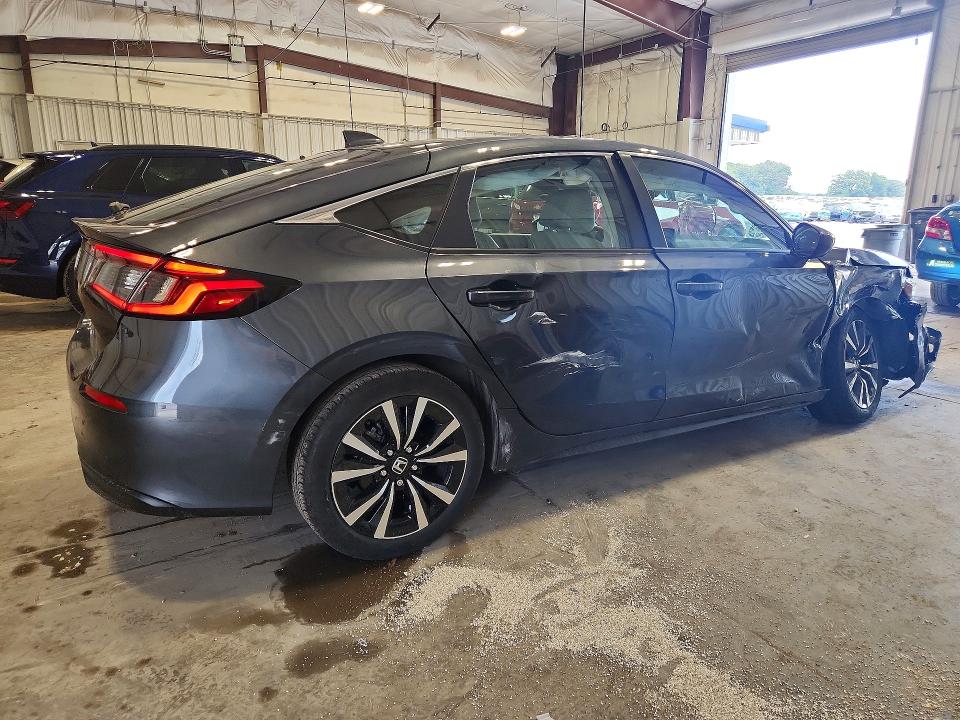 Photo 3 from auction – 2023 HONDA CIVIC with VIN 19XFL1H75PE014616