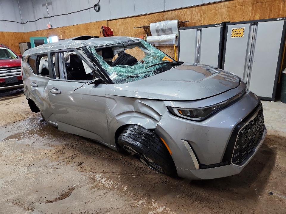 Фото 4 с аукциона – 2025 KIA SOUL с VIN KNDJ53AU7S7930769