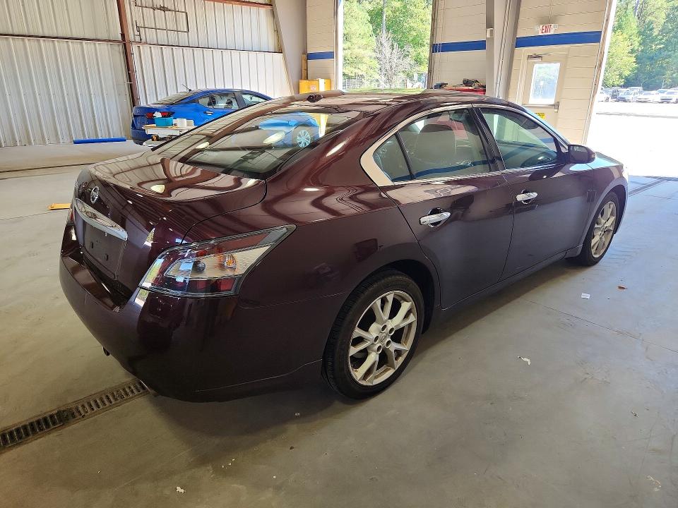 Photo 3 from auction – 2014 NISSAN MAXIMA with VIN 1N4AA5AP0EC442203
