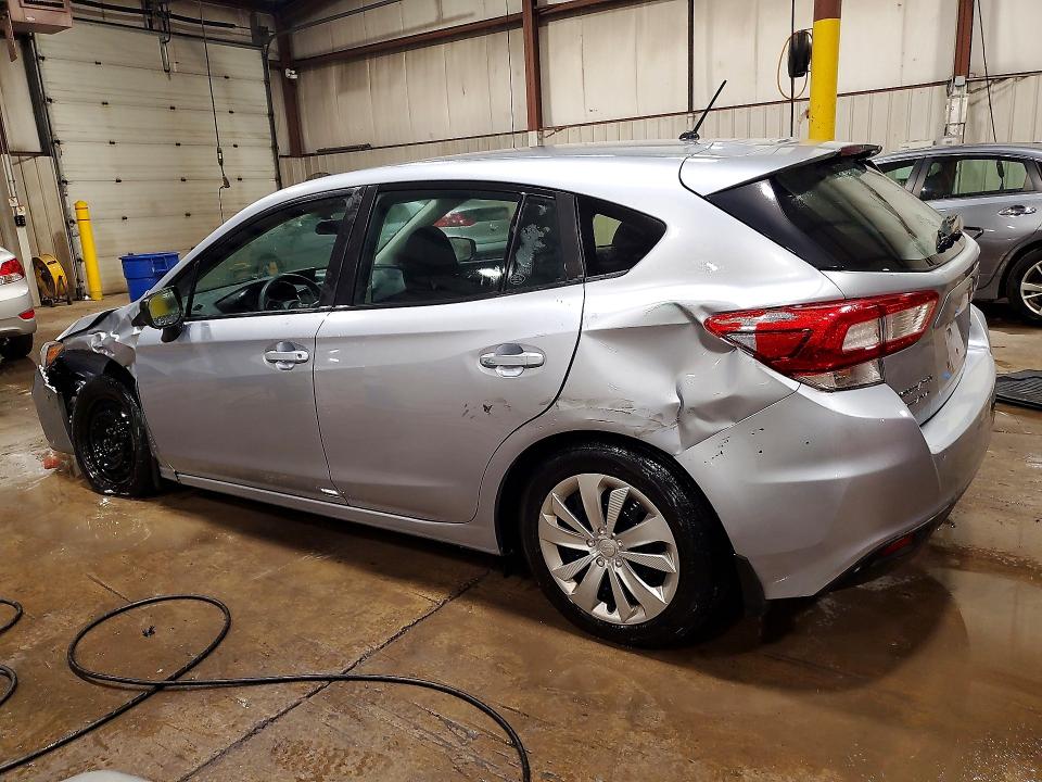 Снимка 2 от търг – 2019 SUBARU IMPREZA с VIN 4S3GTAB60K3757477