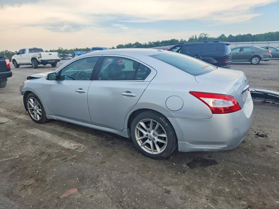 Zdjęcie 2 z aukcji – 2010 NISSAN MAXIMA z VIN 1N4AA5AP7AC838901