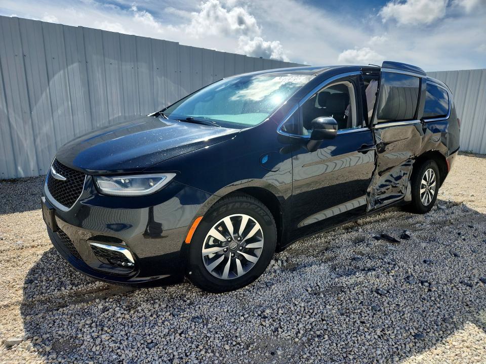 Foto 1 de la subasta – 2023 CHRYSLER PACIFICA con VIN 2C4RC1L76PR558724