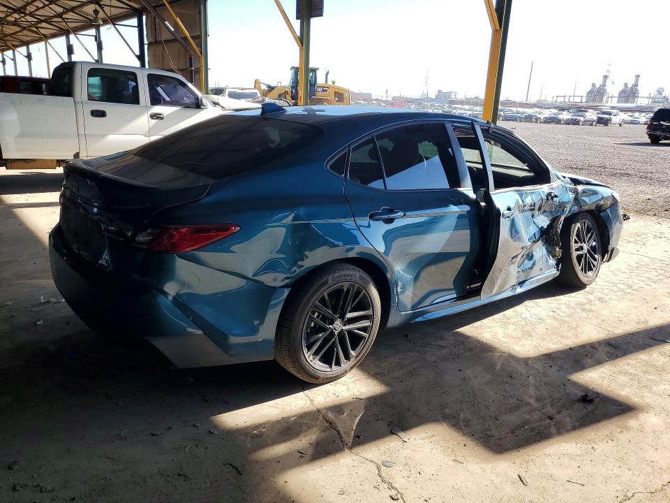 Photo 3 from auction – 2026 TOYOTA CAMRY with VIN 4T1DBADKXTU554541