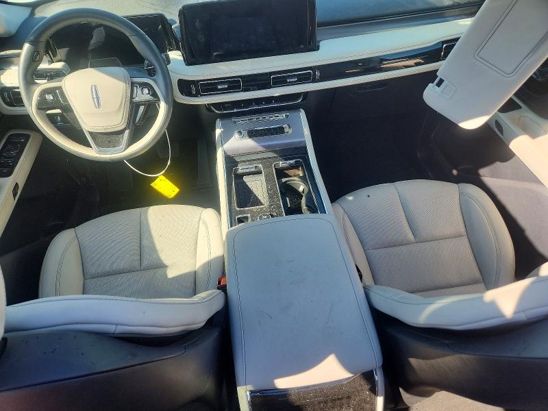 Photo 8 from auction – 2025 LINCOLN AVIATOR with VIN 5LM5J6WC1SGL29056