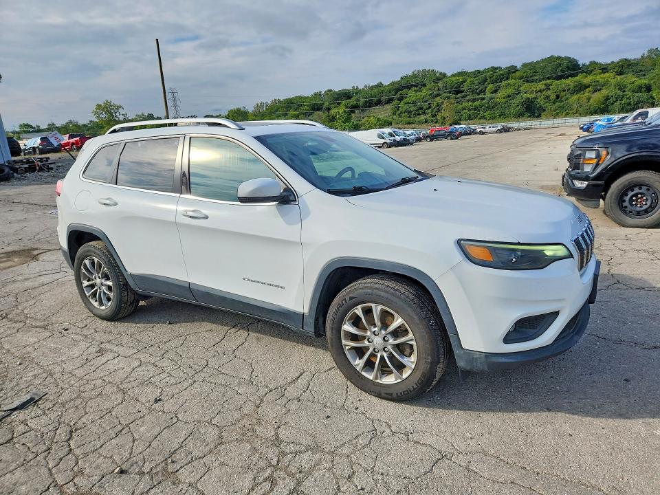 Photo 4 from auction – 2019 JEEP CHEROKEE with VIN 1C4PJMLB0KD238751