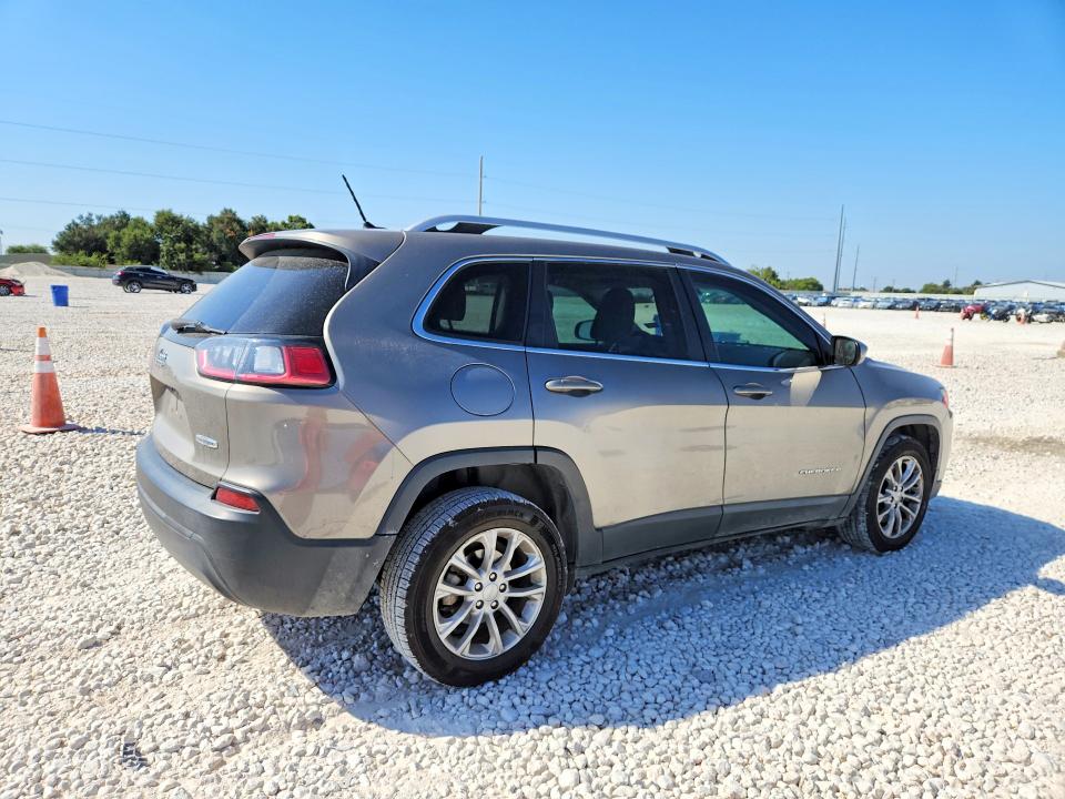 Фото 3 с аукциона – 2019 JEEP CHEROKEE с VIN 1C4PJLCB4KD269446