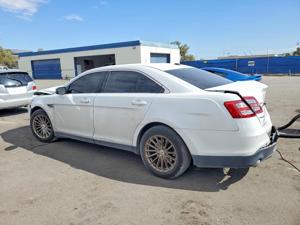 Photo 2 from auction – 2013 FORD TAURUS with VIN 1FAHP2E87DG198510