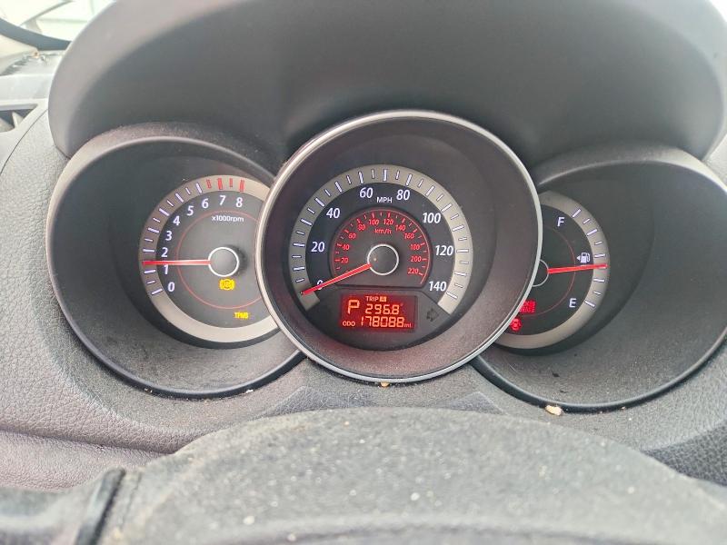 صورة رقم 9 من المزاد - 2010 KIA FORTE مع VIN KNAFU4A29A5230305